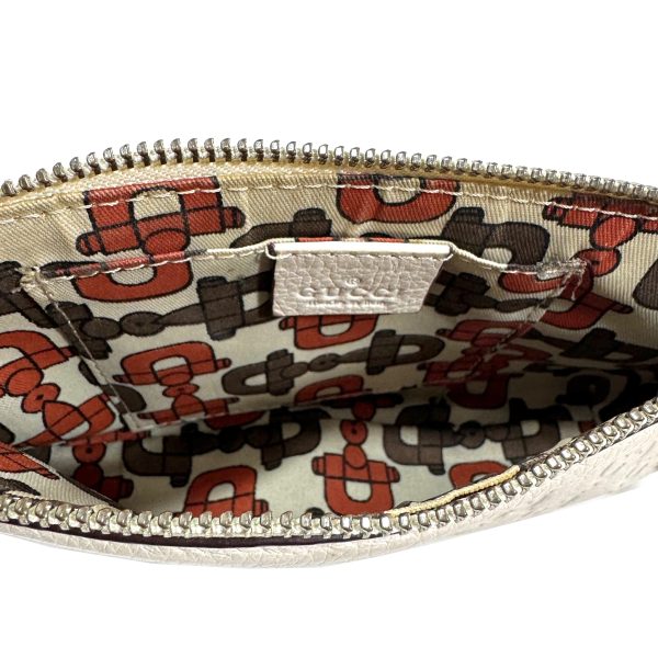 Gucci guccissima horsebit handleds pochette  i benvitt GG präglat läder - Bild 7