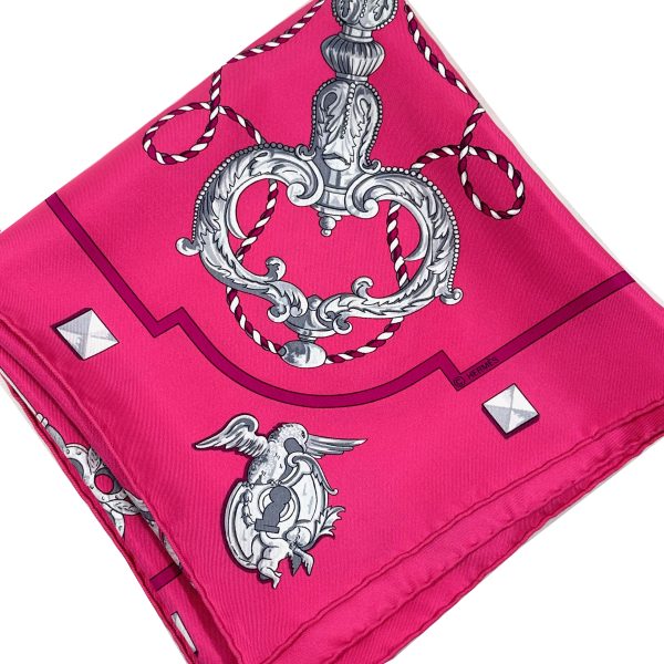 Hermès scarves