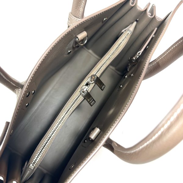 Saint Laurent Sac de Jour in Taupe Grained Leather - Image 9